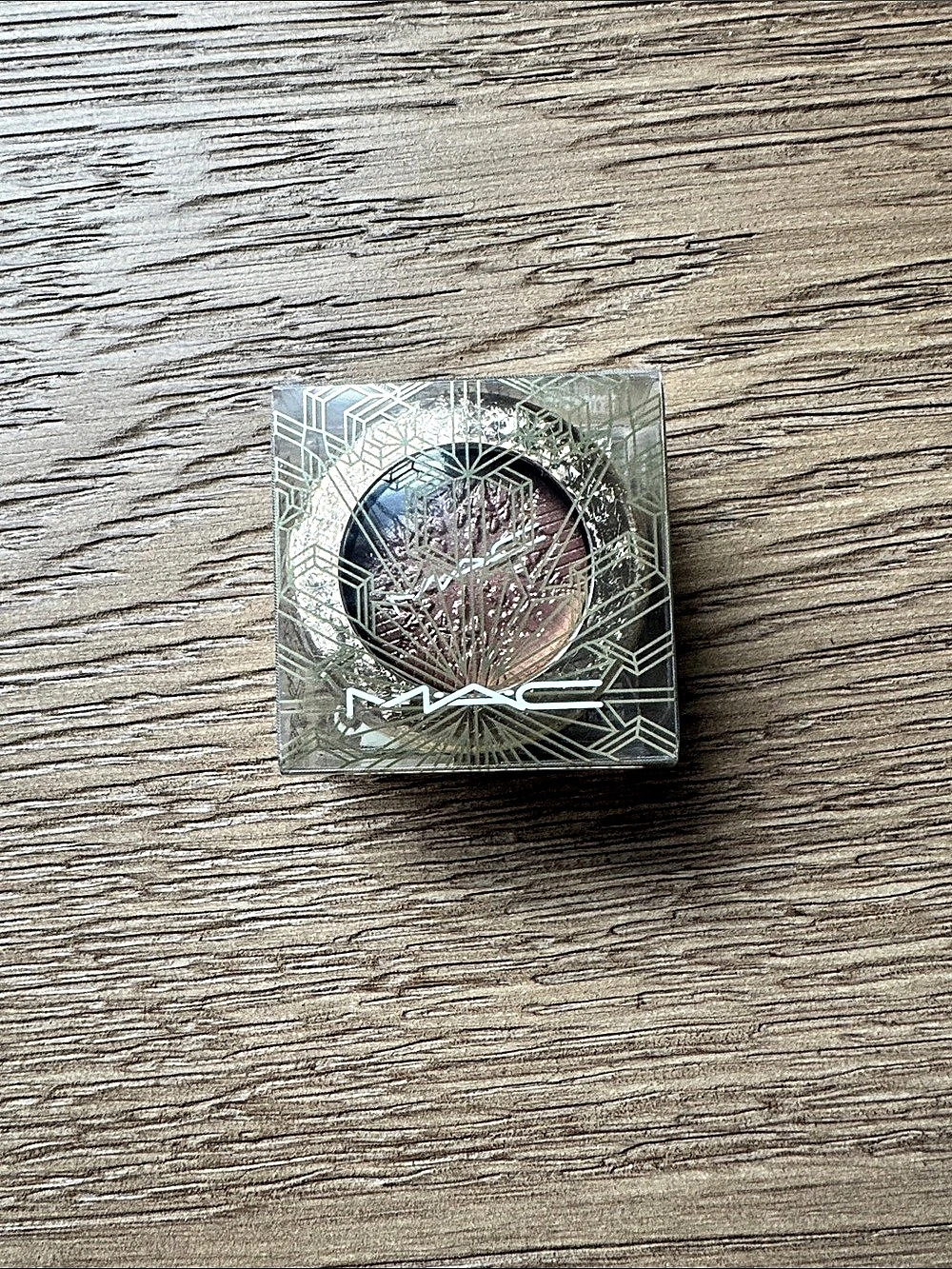 MAC It's Snowing Geometric Eyeshadow Compact in Brown & Green NWT